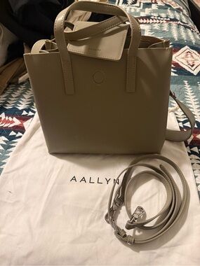 Aallyn Stella Satchel Light Olive
